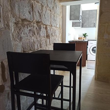 Beautiful 1-Bed Apartment In Hal Qormi Exterior foto